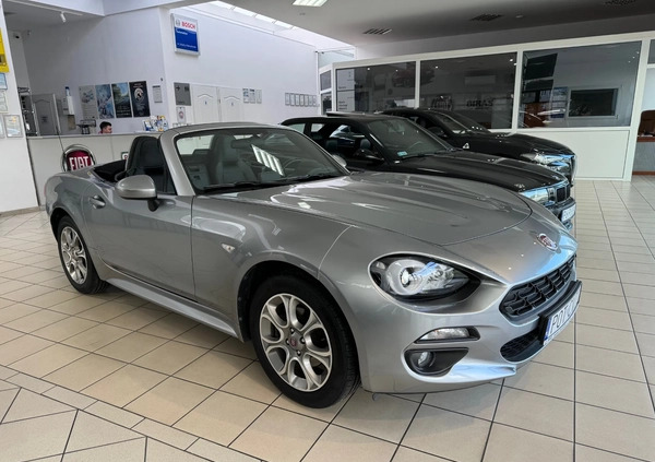 Fiat 124 Spider cena 78800 przebieg: 79800, rok produkcji 2019 z Lwówek małe 121